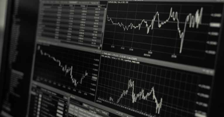 Minimum requirement for own funds and eligible liabilities – MREL MREL01